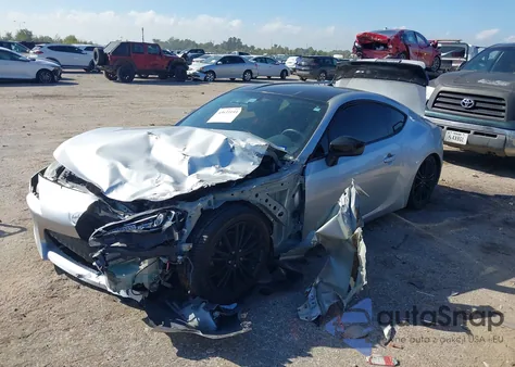 2013 Scion Fr-S из США, поврежденный, VIN JF1ZNAA12D2715965